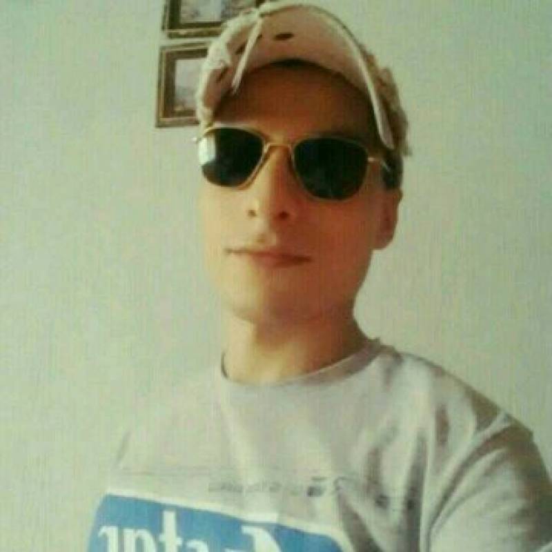 Mehdi, 30, United States of America