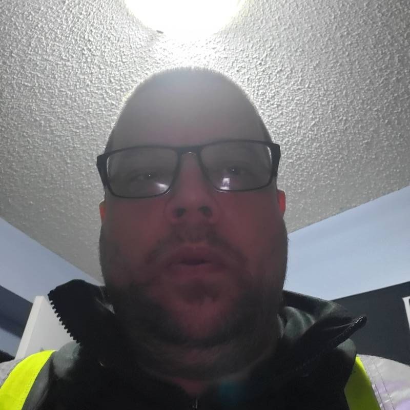 Dan, 46
