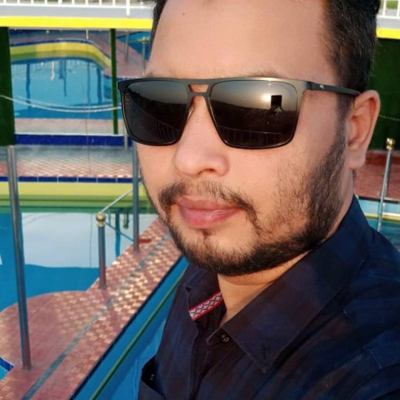 Faris, 26, Bangladesh