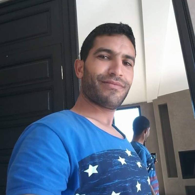 Zouhir, 41, London UK