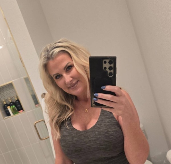 Anni, 40, United States Emirates