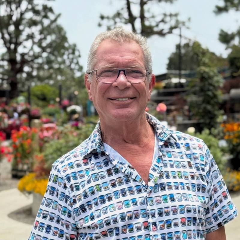 Gio, 61, New york
