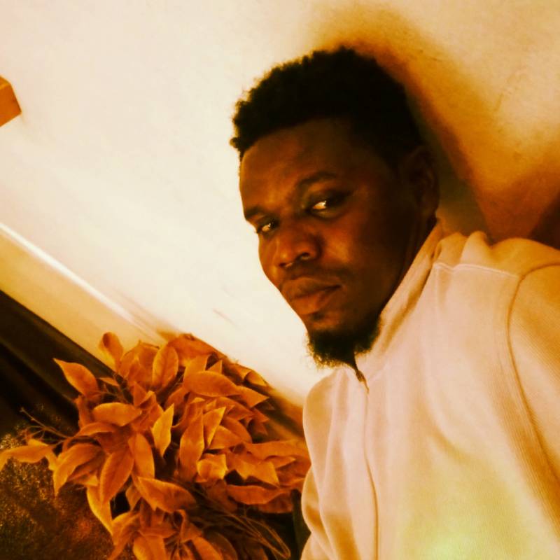 Taiwo, 56, Kishorganj Hossainpur