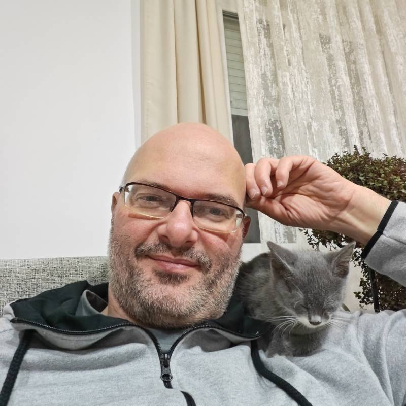 Stojan, 43, Texas Austin