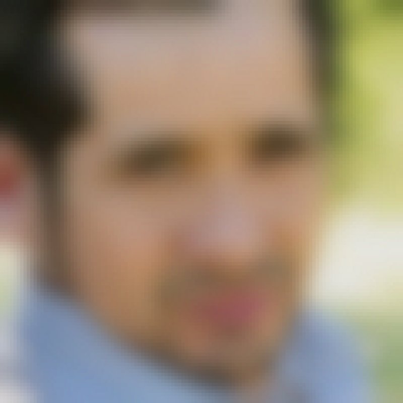 Armando, 47
