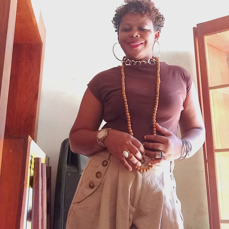 Khazia, 44, Indiana United States
