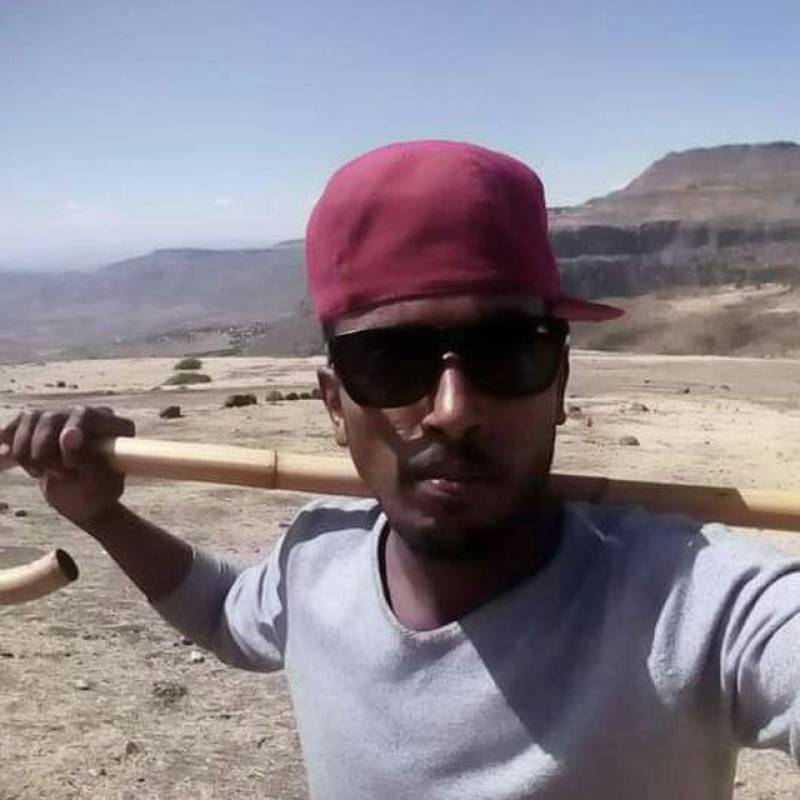 Yonas, 36, Riga