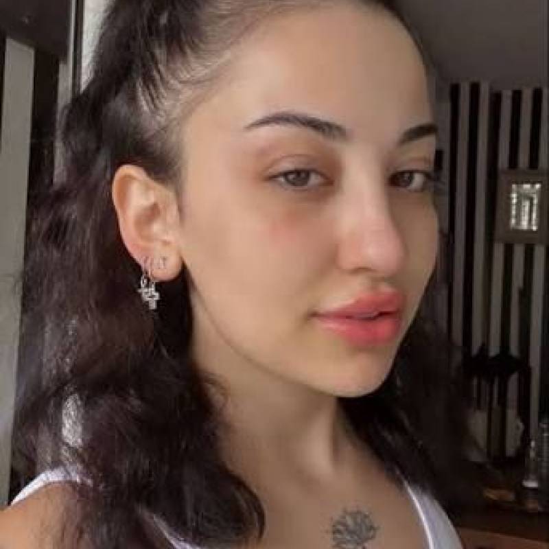 Brandy, 32