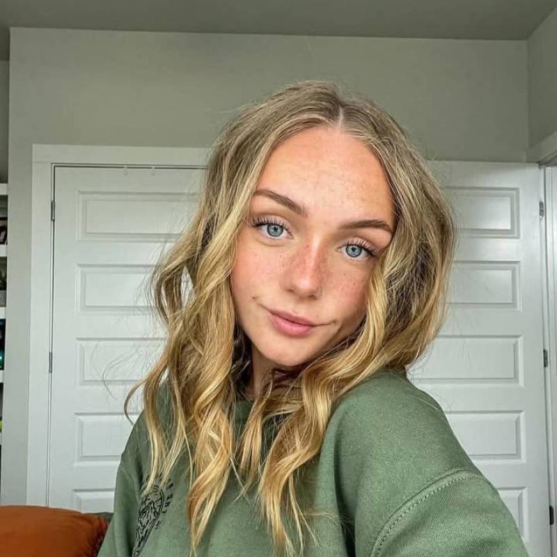 Sarah, 21, Maryland