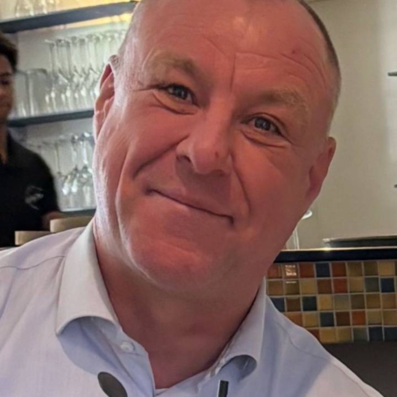 Ikarus, 52, Los Angeles CA