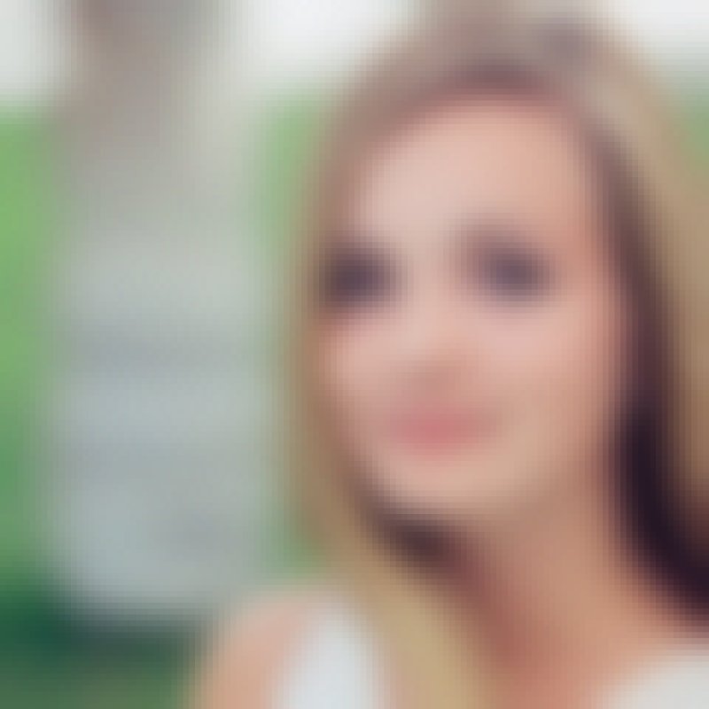 Sofia, 31