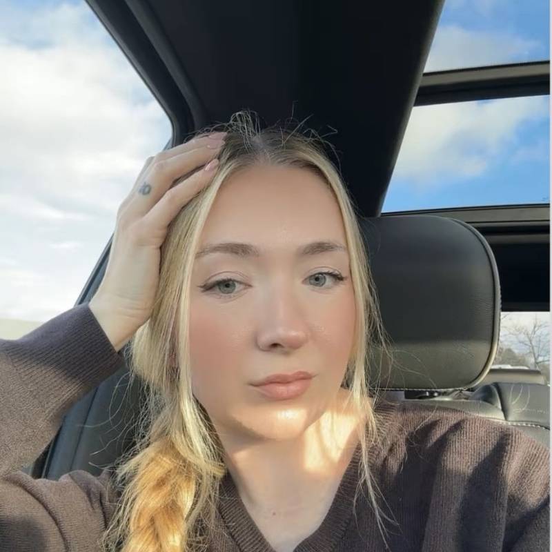 Amelia, 35, Any