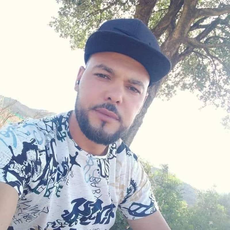 Abdou, 33