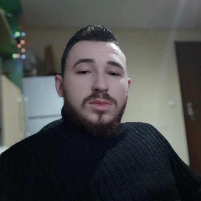 Costel, 25