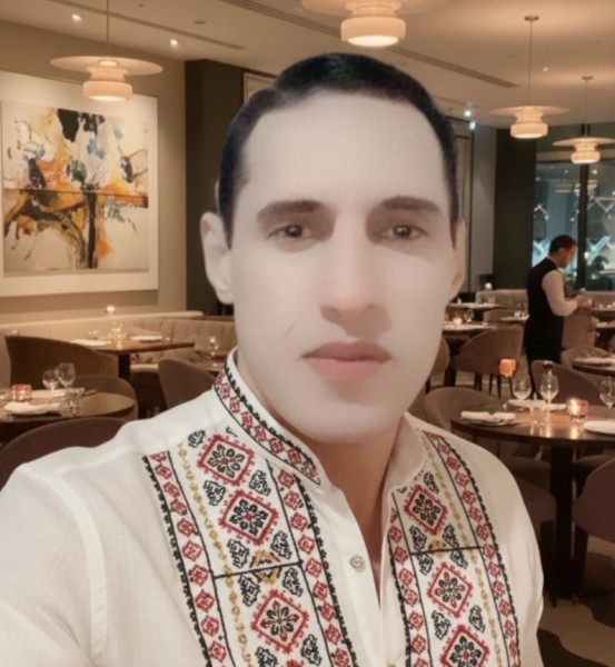 mahmoudsaidtaha, 45, Texas Austin