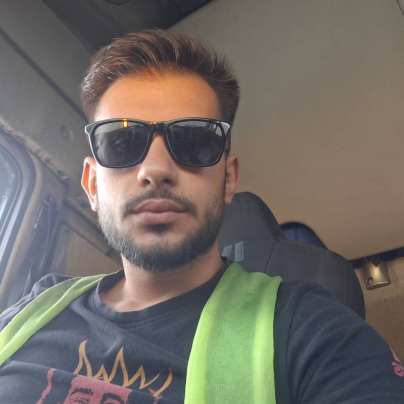 Staicu, 24, stanbul