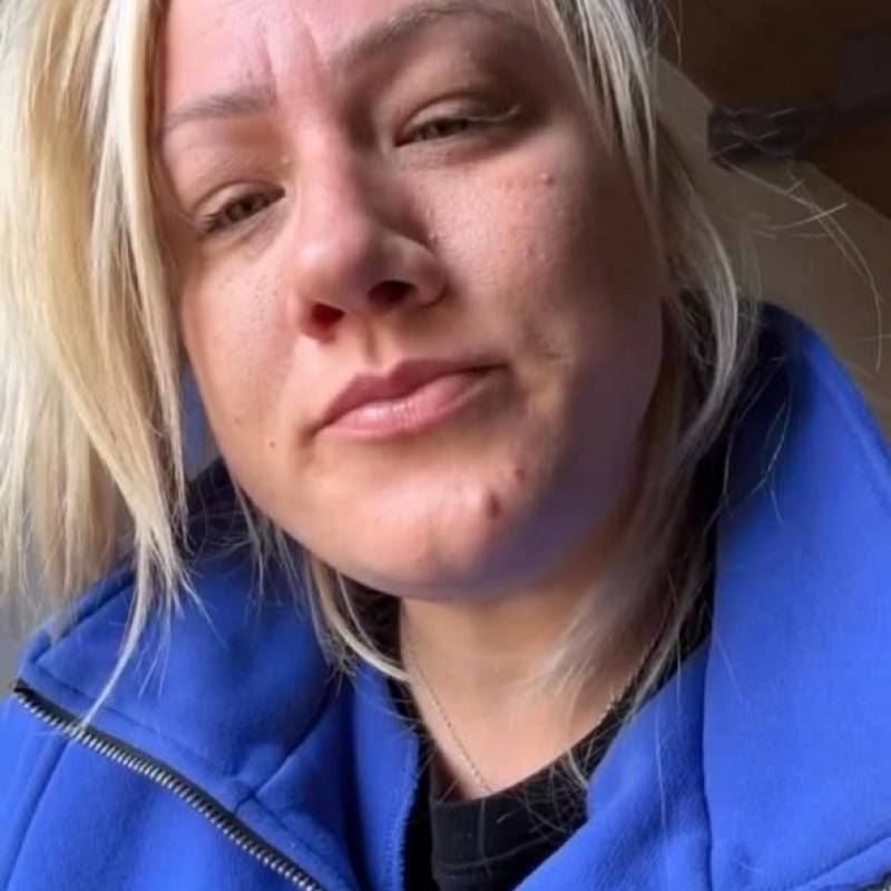 Lisa, 37, United States