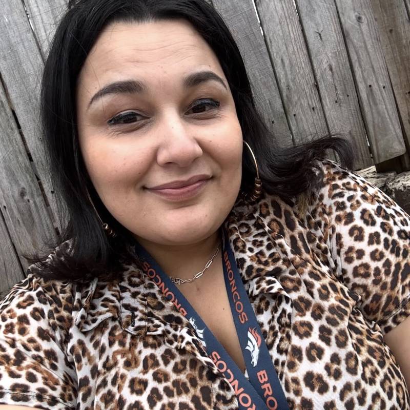 Lorissmith, 40, Islamabad