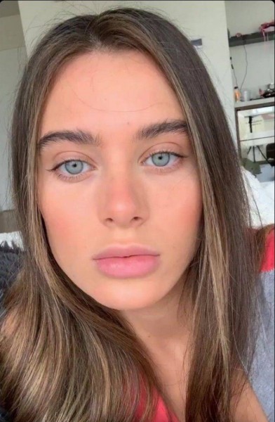 Mary, 36, Uk