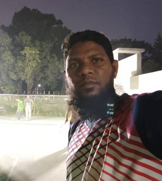 Md ak, 35, C te d Ivoire