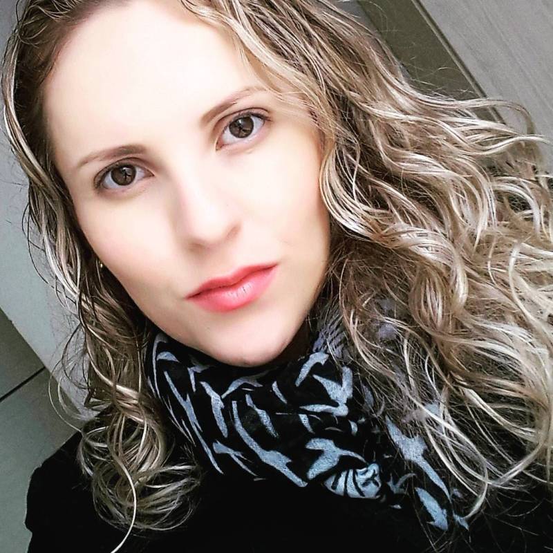 karlarina, 39, nogha