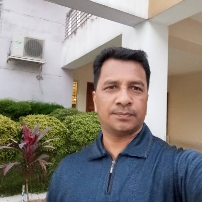 Rabbi Chowdhury, 35, Peshawar Pakistan