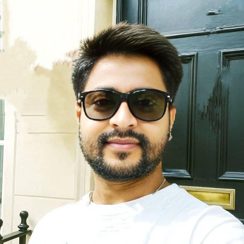Nirob, 29, Austria