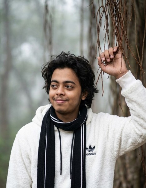 Anas, 21, United States