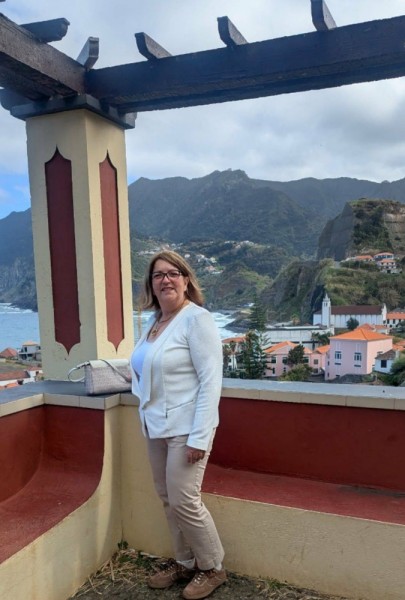 Beauty, 56, sa