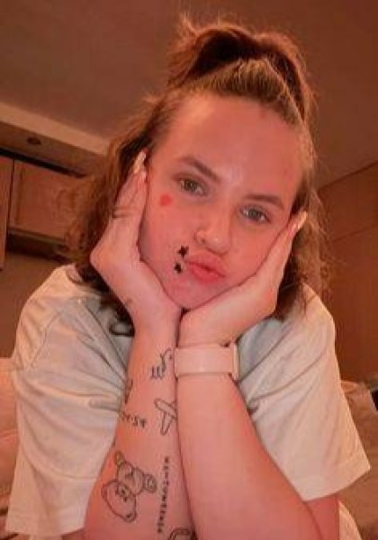 lisabenies, 31, Netherlands