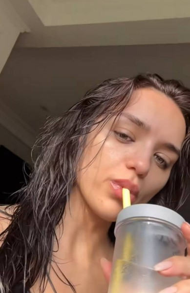 Kimberley, 27, Fes