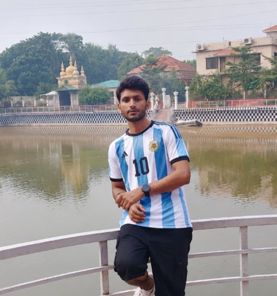 Mk Mahim hassan, 26, Chicago