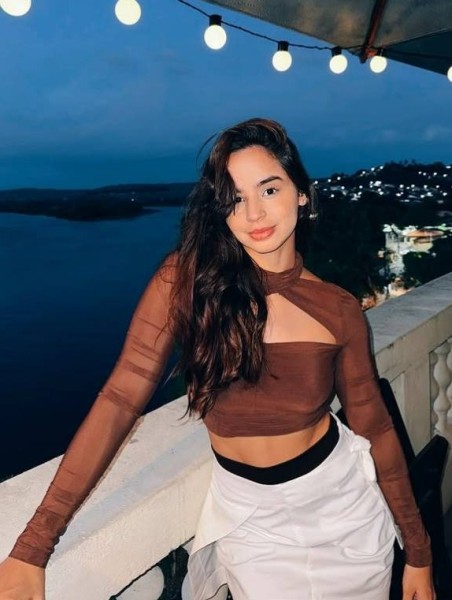 Michelle M. Barber, 27, Pakistan