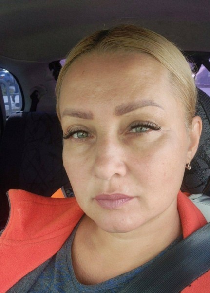 Elizabeth, 42, Hongkong