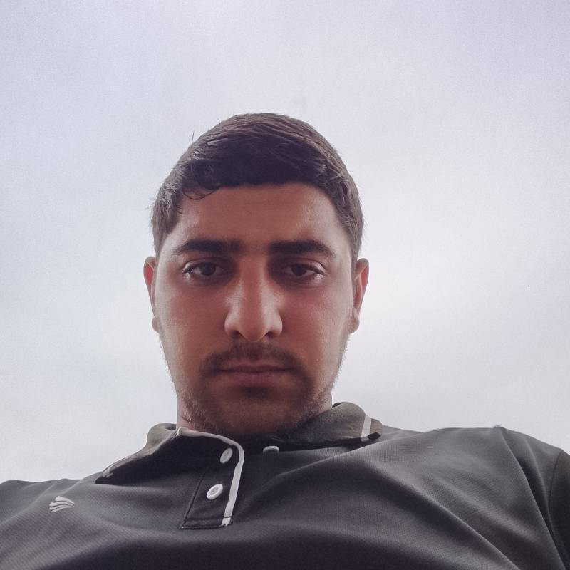 Arman, 23, osaka