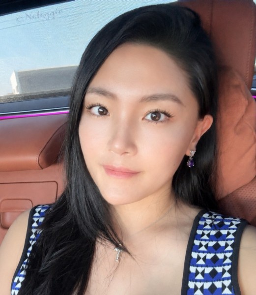 jiaqi, 40, Los Angeles California