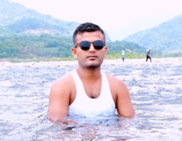 Abu, 36