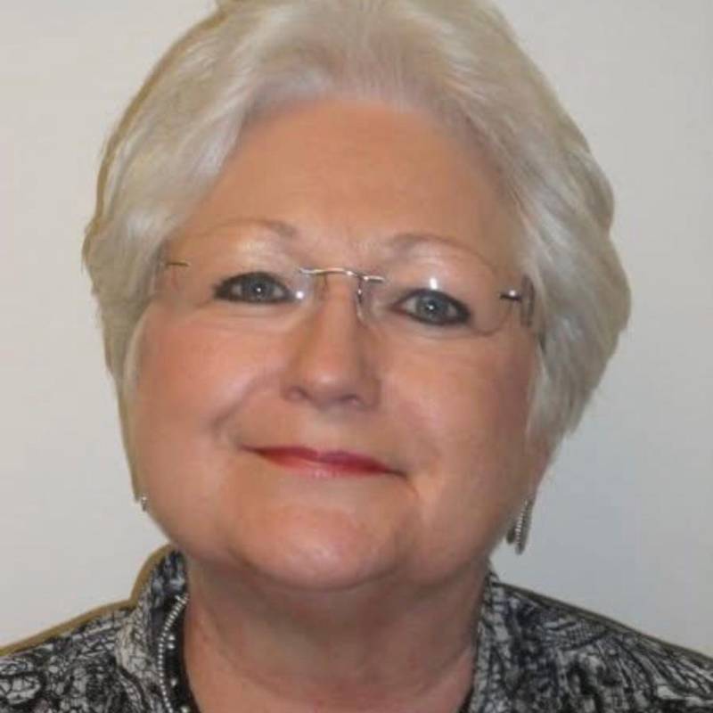 Betty, 66, Victorville California