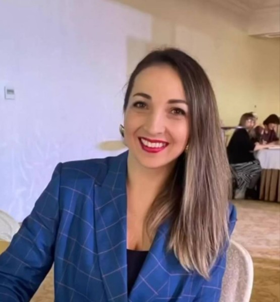 Aisha, 35, Saudi Arabia
