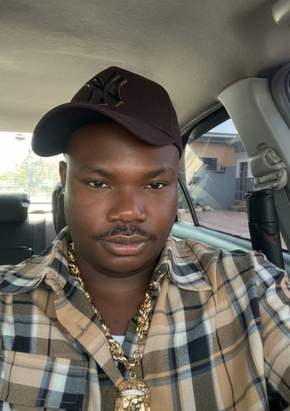 Lester, 31, Liberty Missouri