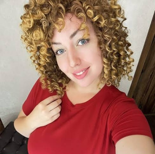 Hanna zimm, 36, Charleston West Virginia