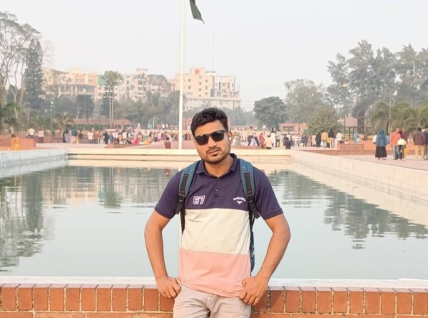 Aminur, 27, Zurich