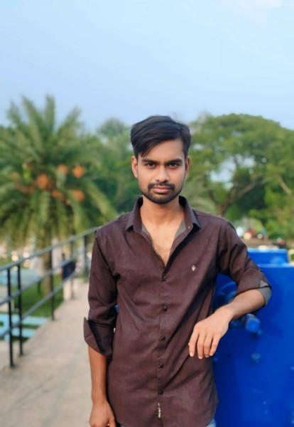 Emran, 32, Maryland