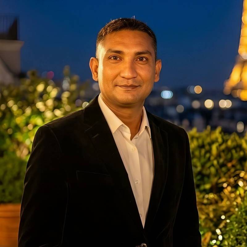 Khan Manik, 30, Colombo