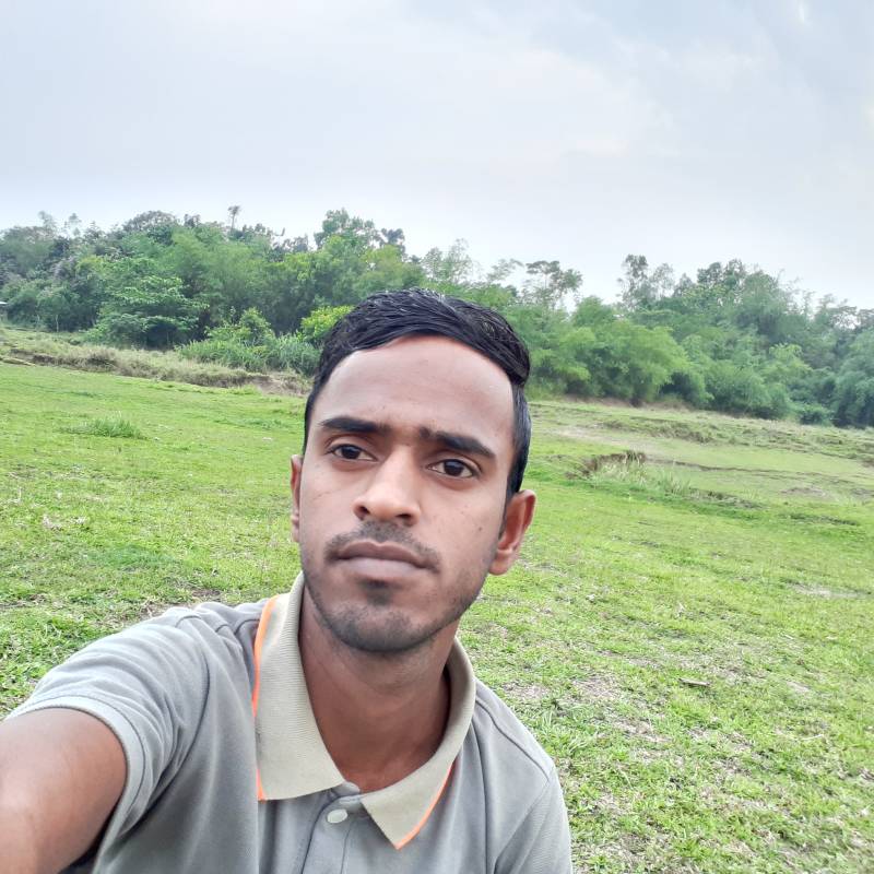 Ruhul amin, 32, Living in Madrid Spain