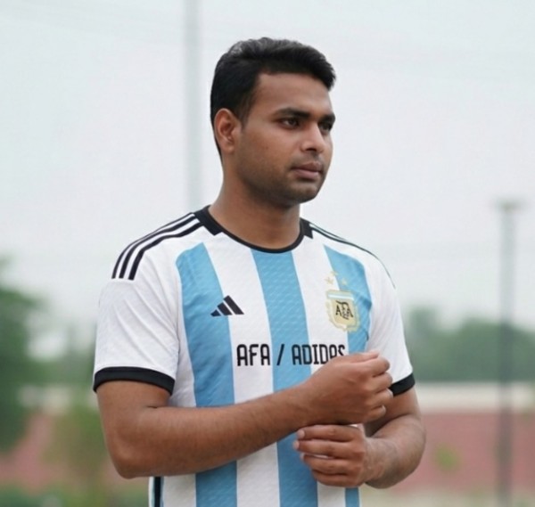 Rs RASSEL, 33, Cumilla Bangladesh