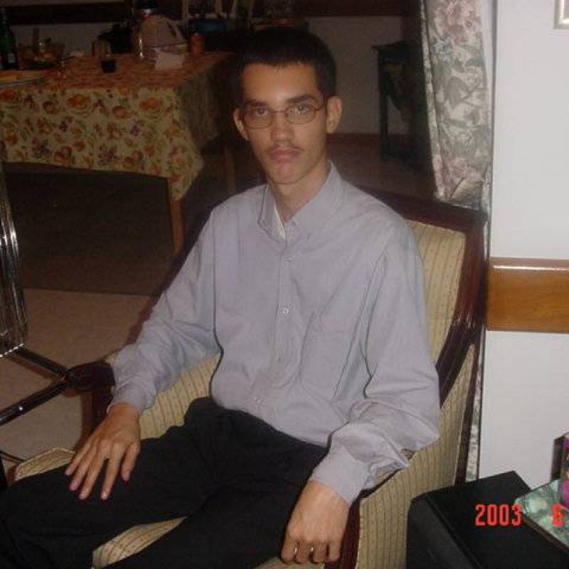 https://fivedate.com dating Alberto in Colombia