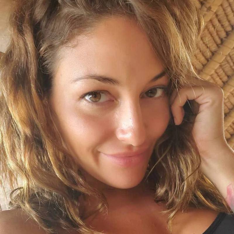 https://fivedate.com dating Elizs in United States