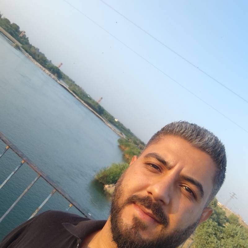 https://fivedate.com dating AhmadOmar in United Arab Emirates
