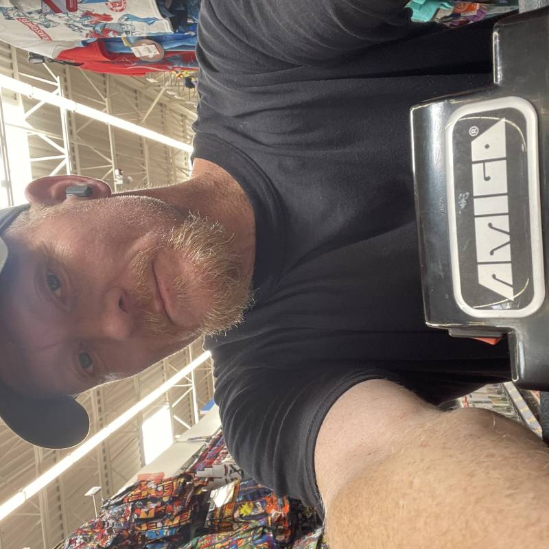https://fivedate.com dating Jeremy79 in United States